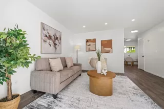 Photo #4: 250043084 Listing 