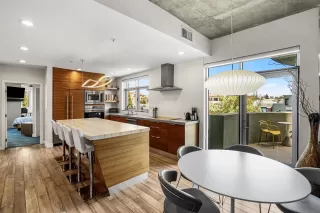 Photo #4: 250043094 Listing 