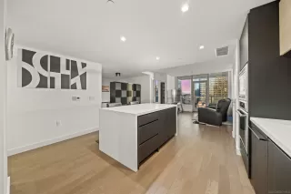 Photo #3: 250043095 Listing 