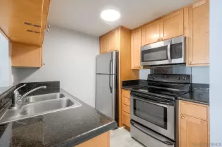 Photo #3: 250043139 Listing