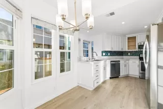 Photo #1: 250043173 Listing