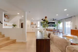 Photo #5: 250043187 Listing