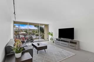 Photo #3: 250043251 Listing 