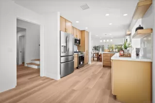 Photo #3: 250043262 Listing