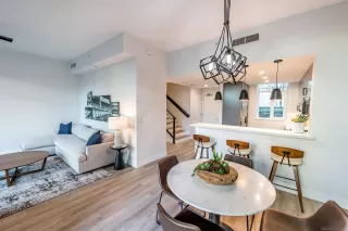 Photo #5: 250043315 Listing