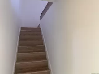 Photo #4: 250043341 Listing