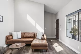 Photo #4: 250043364 Listing