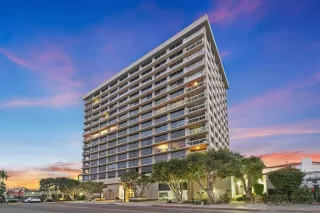 More Details about MLS # 250043366 : 3535 1ST AVE UNIT 15A