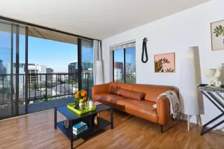 More Details about MLS # 250043369 : 1514 7TH AVE UNIT 303