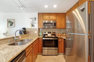 Photo #5: 250043369 Listing