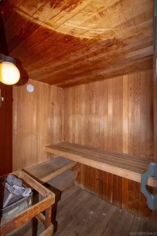 Photo #3: 250043370 Listing