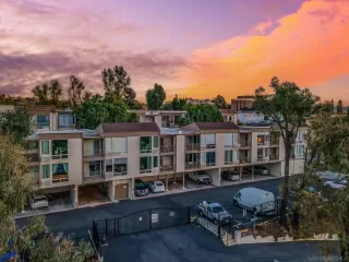 Photo #1: 250043409 Listing