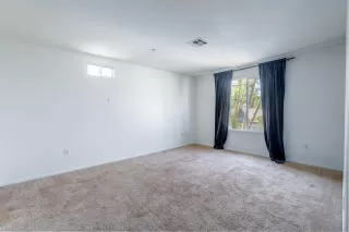 Photo #3: 250043426 Listing