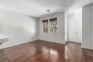 Photo #6: 250043426 Listing