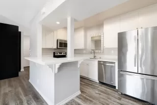 Photo #1: 250043468 Listing