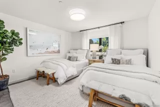 Photo #4: 250043474 Listing