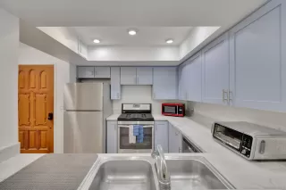 Photo #5: 250043490 Listing