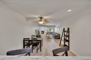 Photo #6: 250043490 Listing