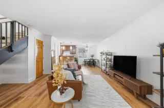 Photo #4: 250043500 Listing