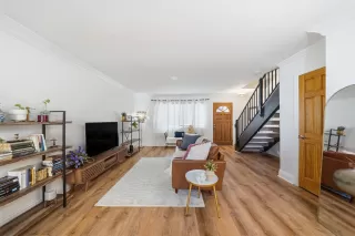 Photo #6: 250043500 Listing