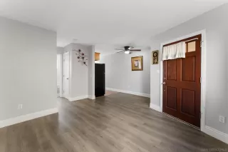 Photo #1: 250043501 Listing 