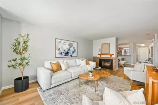 Photo #3: 250043523 Listing