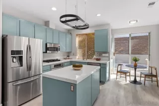 Photo #5: 250043546 Listing