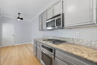 Photo #3: 250043578 Listing 