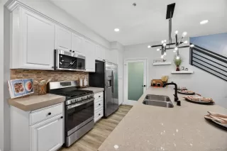 Photo #5: 250043584 Listing 