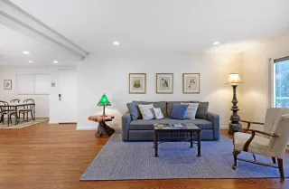 Photo #5: 250043614 Listing