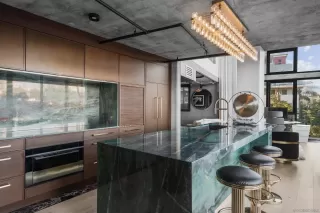 Photo #6: 250043645 Listing