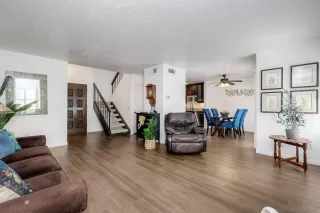 Photo #2: 250043669 Listing 