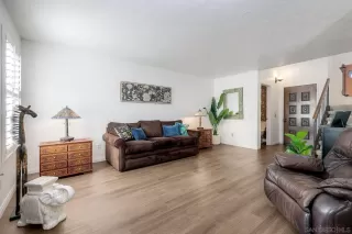 Photo #3: 250043669 Listing 