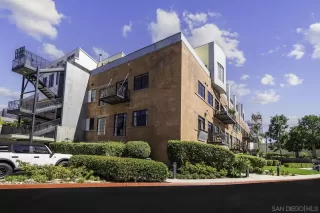 Photo #2: 250043677 Listing 