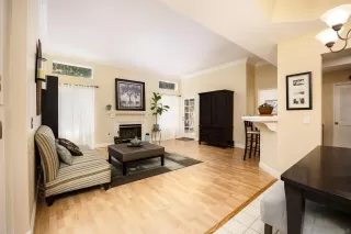 Photo #2: 250043686 Listing