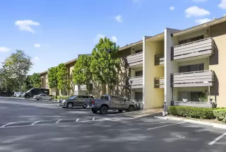 More Details about MLS # 250043688 : 1621 S HOTEL CIRCLE UNIT 215