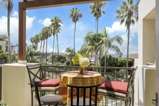 Photo #4: 250043689 Listing