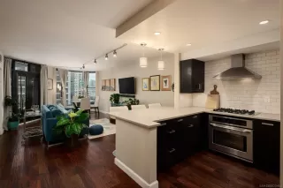 More Details about MLS # 250043697 : 500 W HARBOR DR UNIT 915