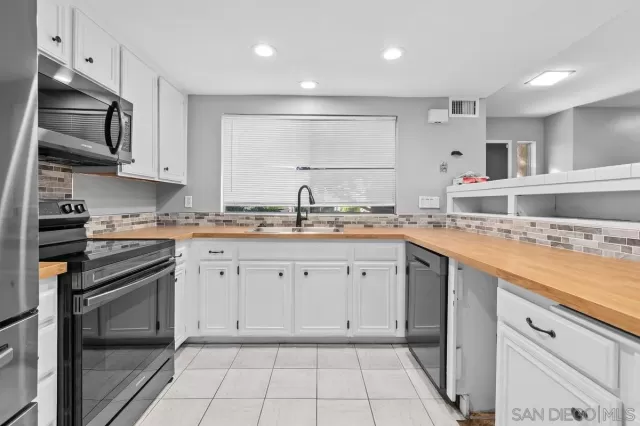 MLS: 250043704 Condo For Sale