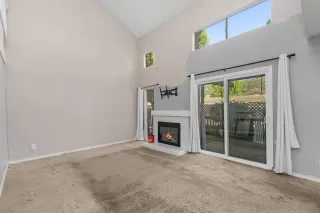 Photo #4: 250043704 Listing