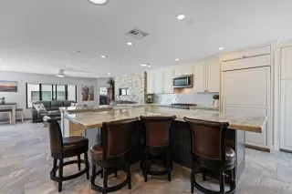 Photo #4: 250043728 Listing 