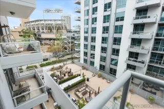 More Details about MLS # 250043749 : 206 PARK BLVD UNIT 601