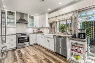 Photo #2: 250043859 Listing 