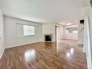 Photo #6: 250043863 Listing