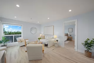 Browse active condo listings in DEL REY