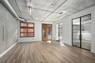 Photo #2: 250043878 Listing 