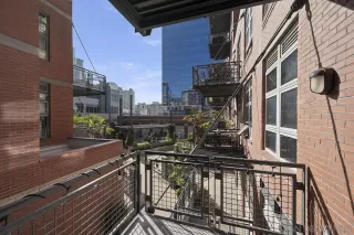 Photo #4: 250043878 Listing 