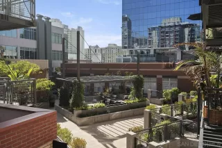 Photo #5: 250043878 Listing 