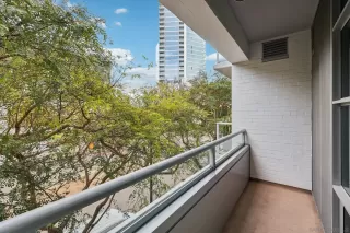 Photo #6: 250043935 Listing