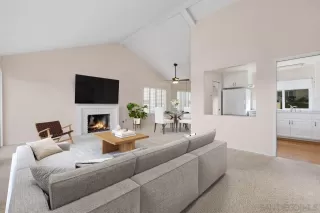 Photo #4: 250043942 Listing